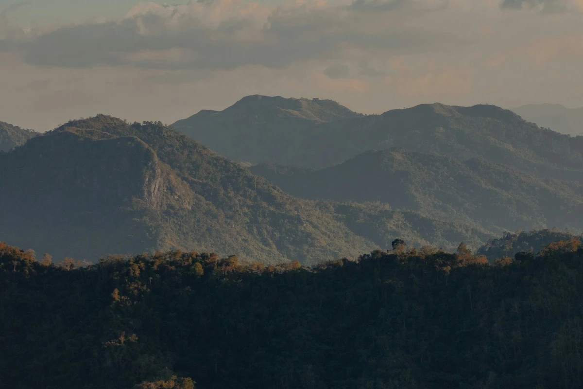 mountain range bamban philippines